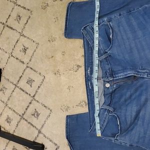 Women's Old Navy high rise skinny jeans size 14